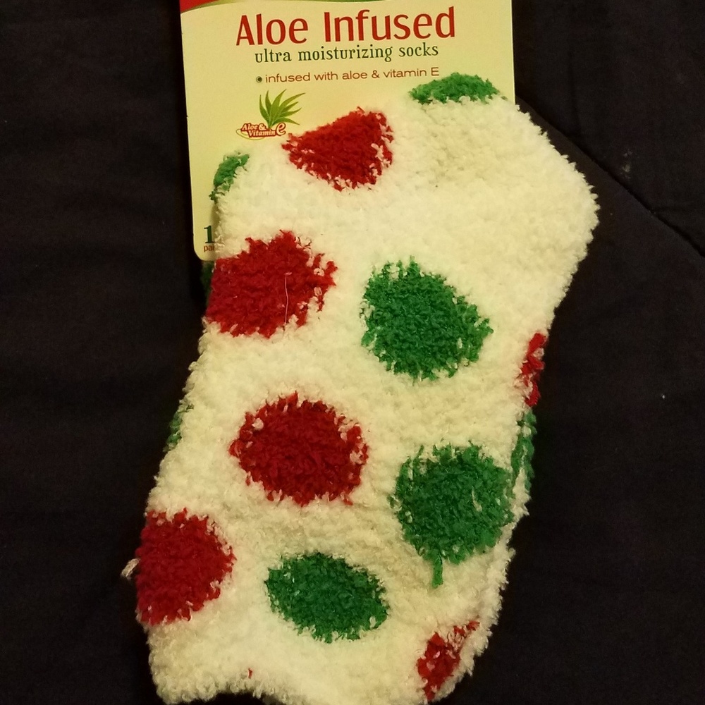 NWT Fuzzy socks with skid free dots on bottom